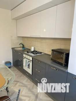 1-к квартира, посуточно, 40м2, 1/4 этаж