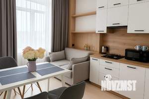 1-к квартира, посуточно, 42м2, 4/5 этаж