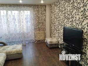 2-к квартира, посуточно, 52м2, 1/1 этаж