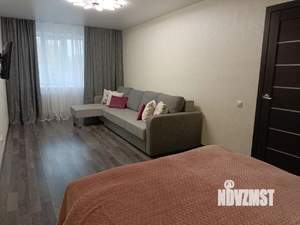 1-к квартира, посуточно, 38м2, 1/1 этаж