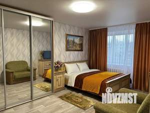 1-к квартира, посуточно, 38м2, 4/9 этаж