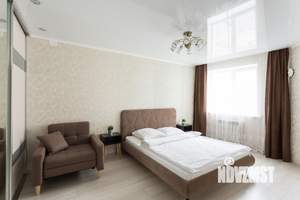1-к квартира, посуточно, 35м2, 4/12 этаж