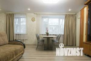 3-к квартира, посуточно, 63м2, 3/5 этаж