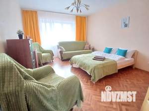 2-к квартира, посуточно, 65м2, 4/4 этаж