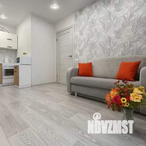 1-к квартира, посуточно, 35м2, 9/16 этаж