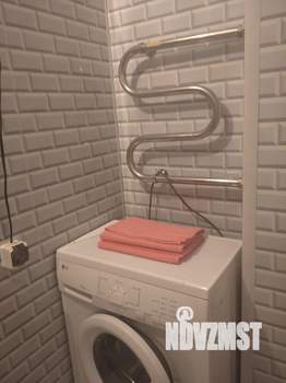 Студия квартира, посуточно, 28м2, 3/16 этаж