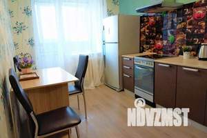 1-к квартира, посуточно, 33м2, 4/10 этаж