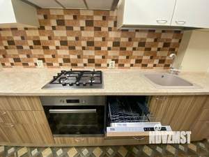 2-к квартира, на длительный срок, 56м2, 2/5 этаж