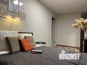 2-к квартира, посуточно, 44м2, 1/5 этаж