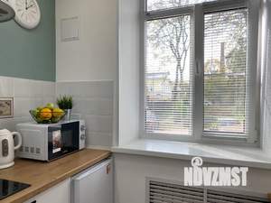 Студия квартира, посуточно, 22м2, 1/3 этаж