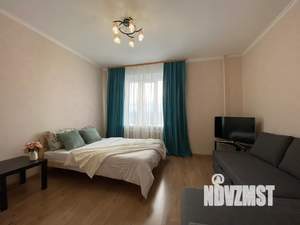 1-к квартира, посуточно, 42м2, 8/10 этаж