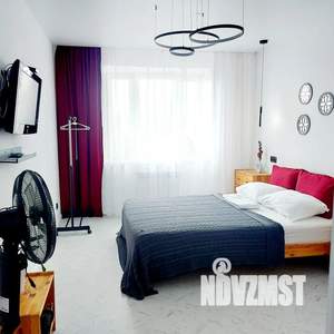 1-к квартира, посуточно, 37м2, 9/10 этаж