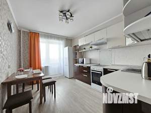 1-к квартира, посуточно, 38м2, 1/1 этаж