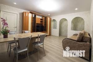 3-к квартира, посуточно, 63м2, 3/5 этаж