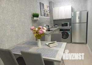 Студия квартира, посуточно, 43м2, 9/16 этаж