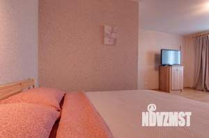 1-к квартира, посуточно, 39м2, 1/1 этаж