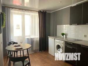 1-к квартира, посуточно, 42м2, 1/1 этаж