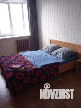 1-к квартира, посуточно, 48м2, 7/10 этаж