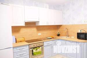 1-к квартира, посуточно, 40м2, 6/10 этаж