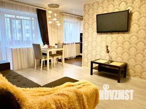 2-к квартира, посуточно, 45м2, 3/5 этаж