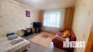 1-к квартира, посуточно, 40м2, 4/10 этаж