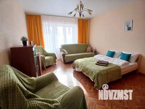 2-к квартира, посуточно, 65м2, 4/4 этаж