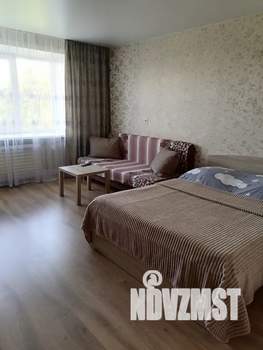 1-к квартира, посуточно, 39м2, 3/9 этаж