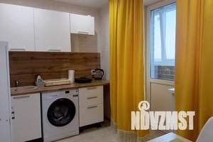 1-к квартира, посуточно, 36м2, 9/16 этаж