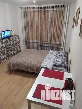 Студия квартира, посуточно, 22м2, 1/9 этаж