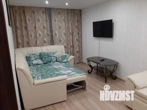 1-к квартира, посуточно, 35м2, 3/10 этаж