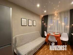 1-к квартира, посуточно, 44м2, 1/9 этаж