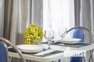 Студия квартира, посуточно, 32м2, 1/5 этаж