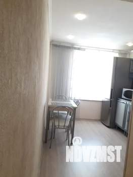 1-к квартира, посуточно, 39м2, 2/5 этаж