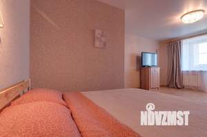 1-к квартира, посуточно, 39м2, 9/9 этаж