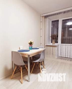 1-к квартира, посуточно, 35м2, 13/16 этаж