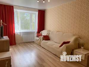 1-к квартира, посуточно, 38м2, 3/10 этаж