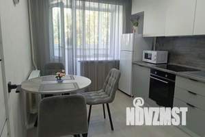 1-к квартира, посуточно, 40м2, 3/10 этаж