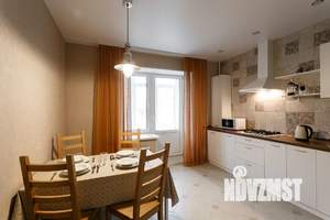 1-к квартира, посуточно, 42м2, 3/4 этаж