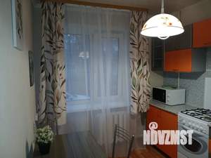 2-к квартира, посуточно, 46м2, 1/5 этаж