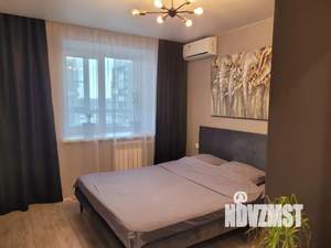 1-к квартира, посуточно, 37м2, 6/10 этаж