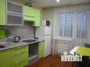 1-к квартира, посуточно, 33м2, 1/10 этаж