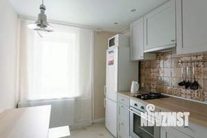 2-к квартира, посуточно, 49м2, 1/1 этаж