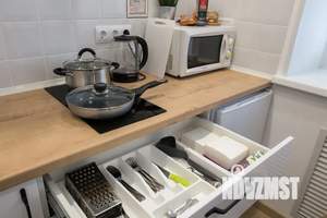 Студия квартира, посуточно, 22м2, 1/3 этаж