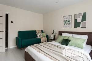 1-к квартира, посуточно, 35м2, 1/9 этаж