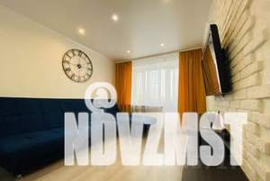 2-к квартира, посуточно, 42м2, 5/5 этаж