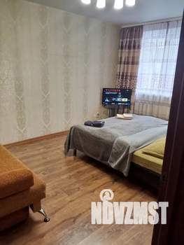 1-к квартира, посуточно, 38м2, 2/10 этаж