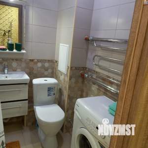 1-к квартира, посуточно, 36м2, 9/16 этаж