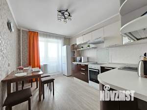 1-к квартира, посуточно, 38м2, 9/10 этаж