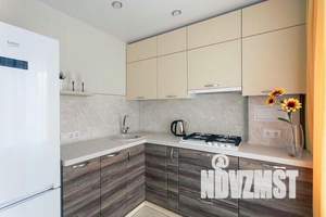 2-к квартира, посуточно, 43м2, 3/4 этаж