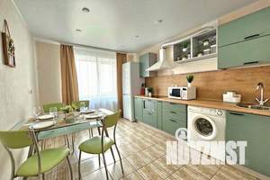 1-к квартира, посуточно, 42м2, 6/15 этаж